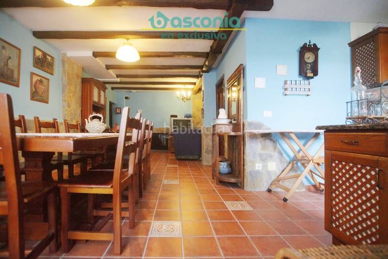 Foto 39521294-b068-49c1-96f8-36d5f3ca3e54. Casa adossada amb xemeneia calefacció aparcament a Arrigorriaga