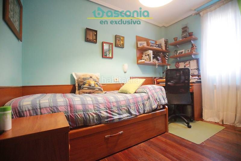 Foto 92bfc998-be48-430b-abd4-cd31fad46458. Casa adossada amb xemeneia calefacció aparcament a Arrigorriaga