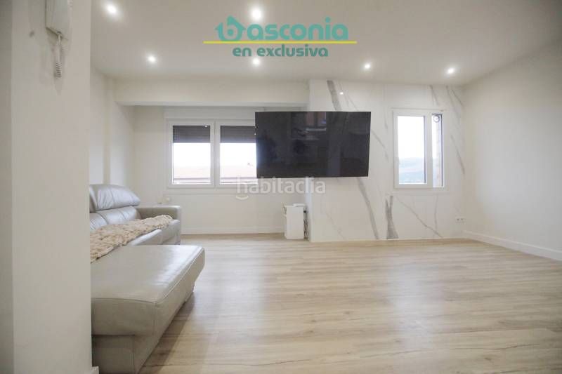 Foto 44507843-d8da-47a6-beae-d7cdd3ce6eea. Pis a Kalero-Basozelai Basauri