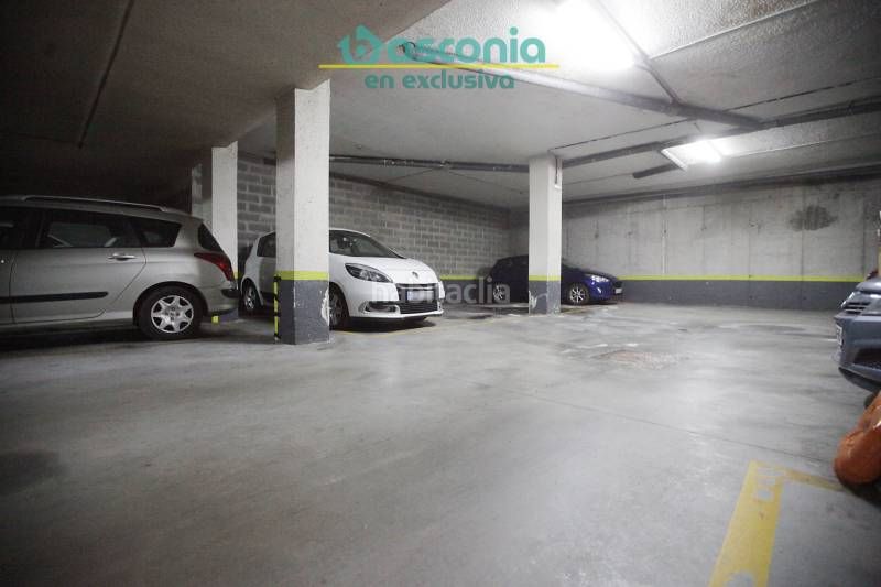 Foto 4fe00533-d4b5-44e5-80ab-c8a41e7e1710. Pis amb calefacció aparcament a Centro-Ariz-Uribarri Basauri