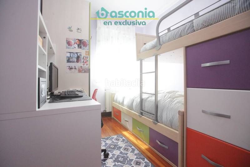 Foto 5c2fb5bd-d094-4d02-89b3-357ce4af2795. Pis amb calefacció a Centro-Ariz-Uribarri Basauri