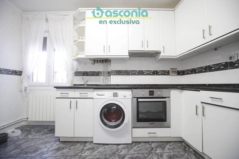 Foto f5f7e1e0-262f-419c-a28a-18b847b3c28f. Pis amb calefacció a Centro-Ariz-Uribarri Basauri