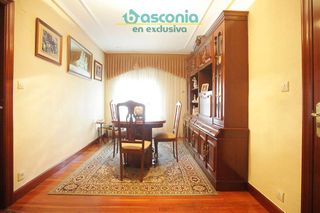 Pis  Karmelo torre kalea. Inmobiliaria basconia gestiona la venta de vivienda con ascensor