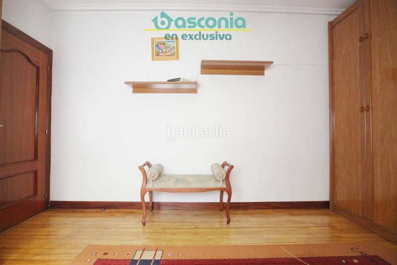 Foto da2361a4-50c8-4373-8759-6add78165c81. Pis amb calefacció a Kalero-Basozelai Basauri