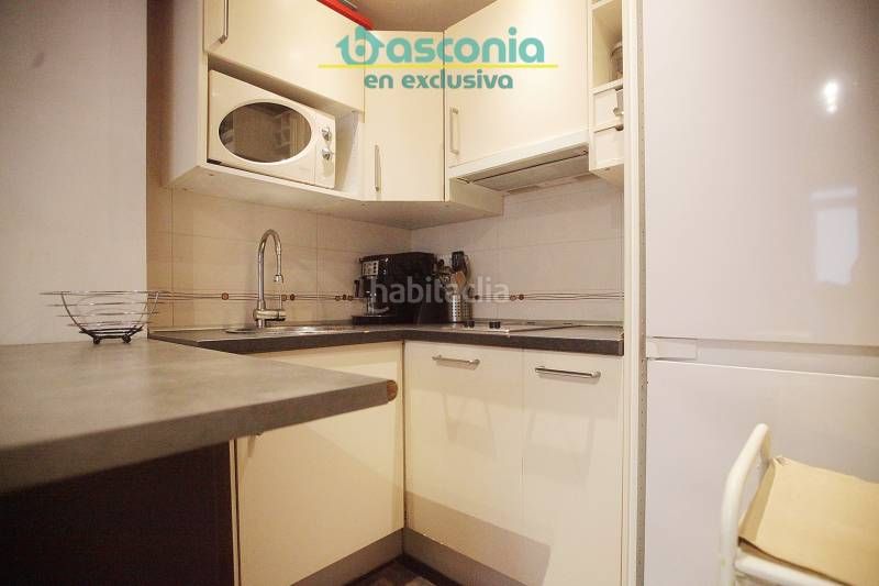 Foto cb5d3373-fdde-4654-ab2a-e52bdece32c1. Piso en kristo kalea 17 inmobiliaria basconia gestiona la venta de vivienda con ascensor para entrar a vivir al lado del metro. en Bilbao