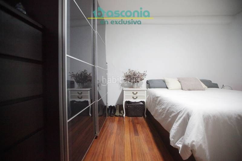 Foto ef6a663a-b972-4a3a-a0c1-ae34176f2437. Piso en kristo kalea 17 inmobiliaria basconia gestiona la venta de vivienda con ascensor para entrar a vivir al lado del metro. en Bilbao