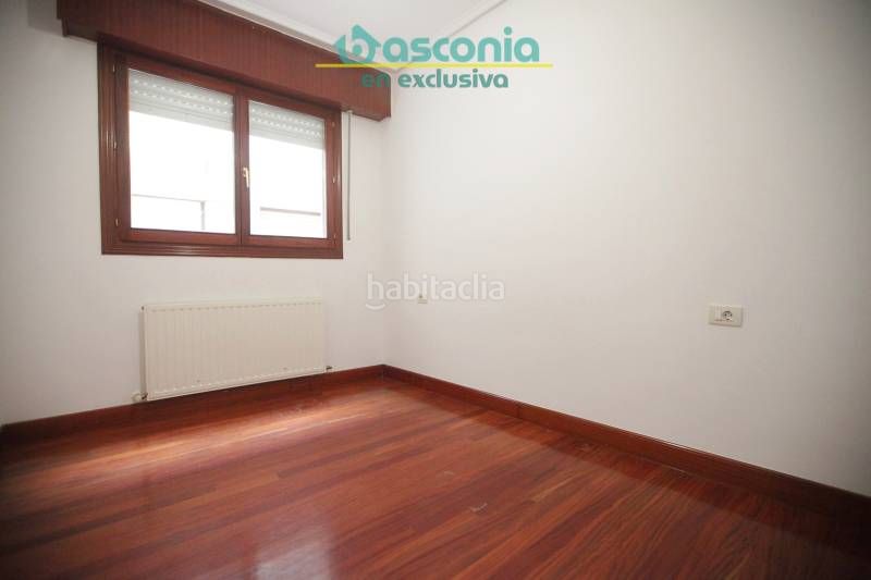 Foto 25df8414-d39b-44df-a929-4f72f8a11808. Flat with parking in San Miguel Basauri