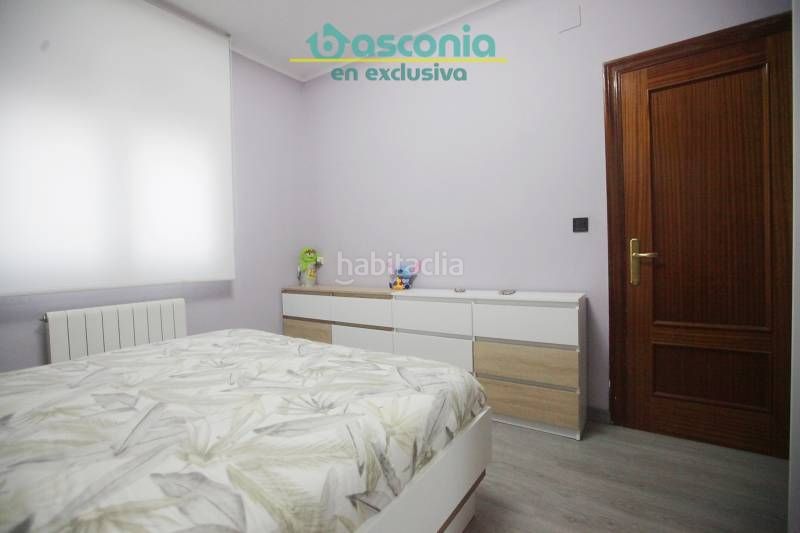 Foto f856018b-0e2e-4ac3-ac8f-ad584b84d8a7. Pis amb calefacció a Centro-Ariz-Uribarri Basauri