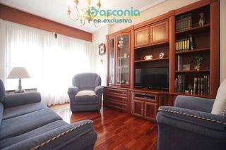 Appartement  Leon kalea. Inmobiliaria basconia gestiona la venta de vivienda con ascensor