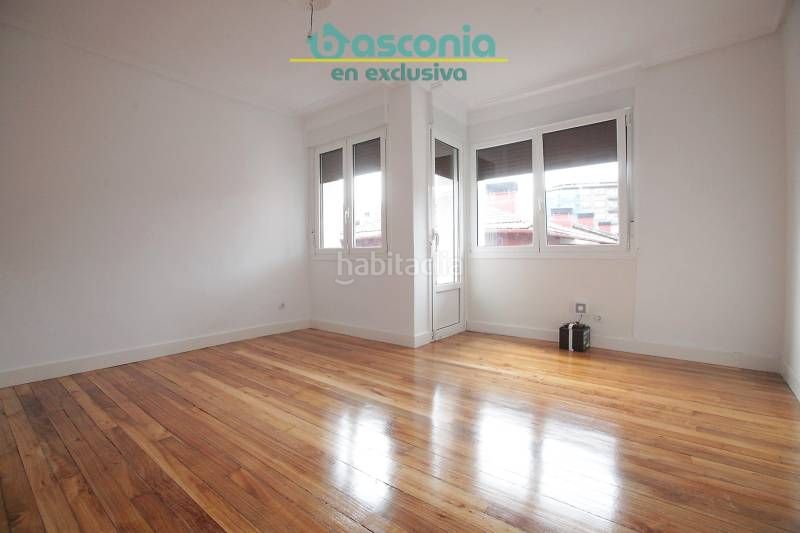 Foto 3b3de6b2-66a6-4338-a8a2-f4e0a9ec2fc6. Flat in Centro-Ariz-Uribarri Basauri