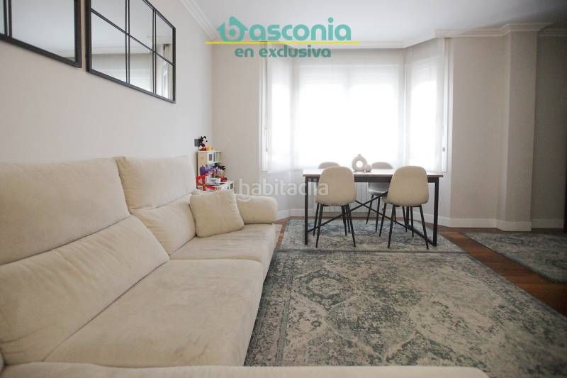 Foto 43a4b9b7-b5e4-48d1-b58c-1836607e8be1. Flat with heating parking in Centro-Ariz-Uribarri Basauri