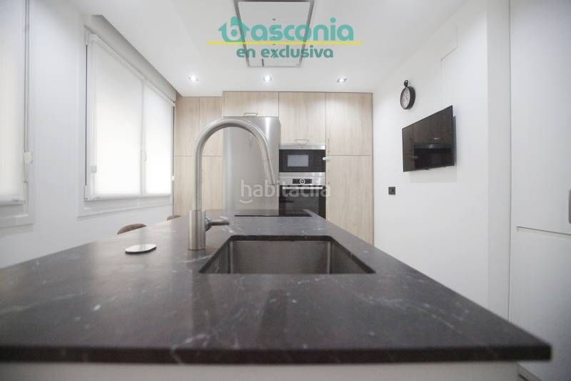 Foto 4dbc685c-43d9-4f11-a71a-74c254cc5040. Flat with heating parking in Centro-Ariz-Uribarri Basauri