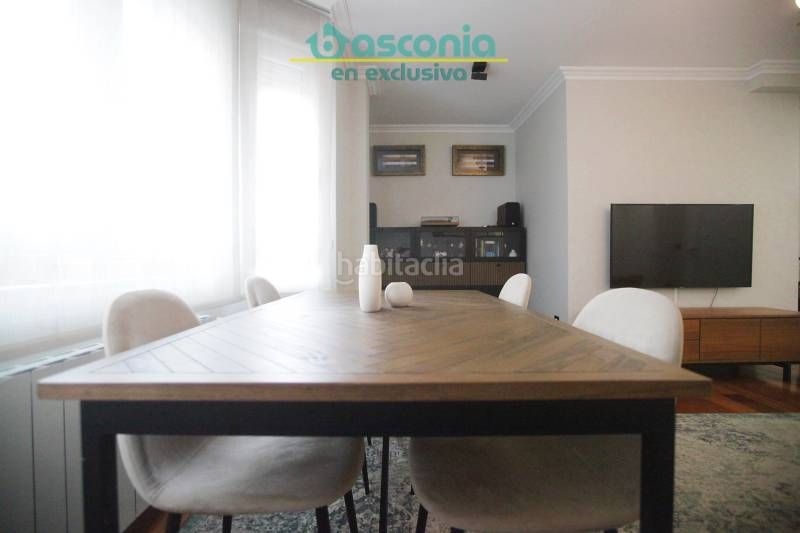 Foto 61e74a92-7c82-4895-bf39-669703708d62. Flat with heating parking in Centro-Ariz-Uribarri Basauri