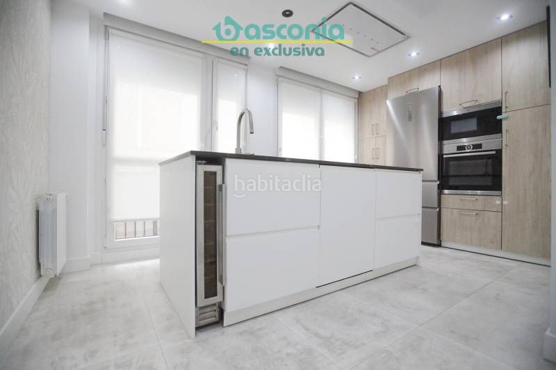 Foto 72b6f9bf-f191-415f-ba31-72d91cdbcc69. Flat with heating parking in Centro-Ariz-Uribarri Basauri