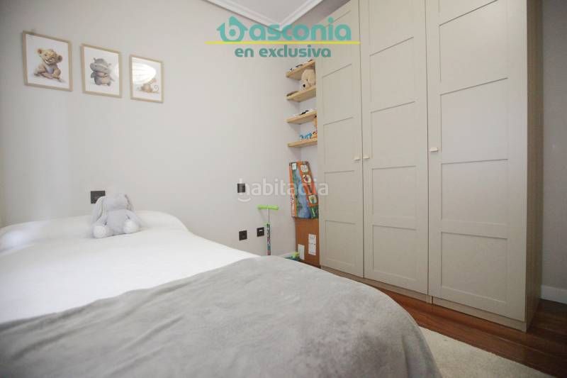 Foto 8a6c6b3a-8583-468f-ae40-1563307da5c4. Flat with heating parking in Centro-Ariz-Uribarri Basauri