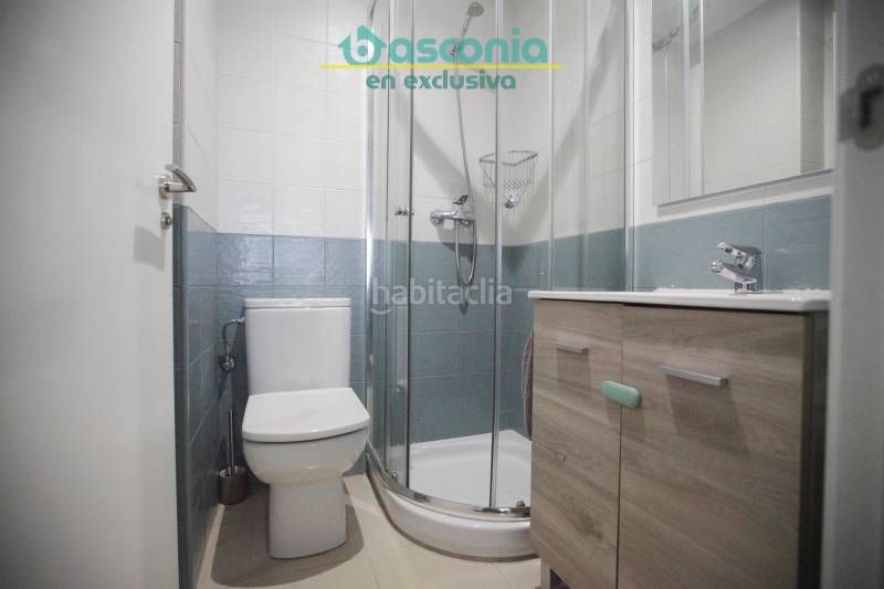 Foto a29b460b-b089-40de-93d1-ae7c2a40082e. Flat with heating parking in Centro-Ariz-Uribarri Basauri