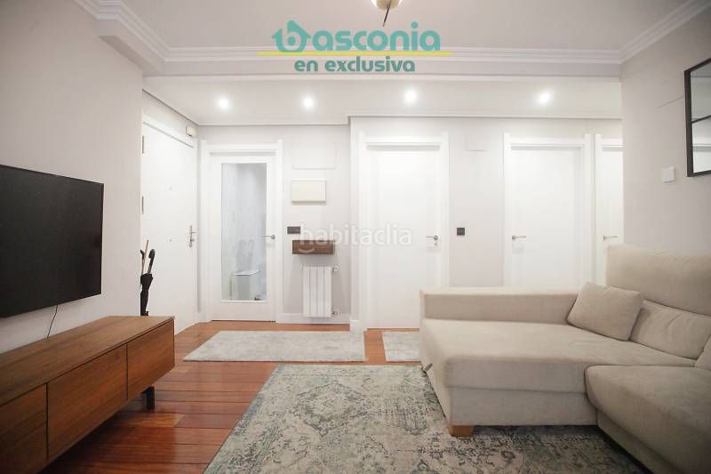 Foto e1649333-aa76-4222-8dd0-0ca4c3104285. Flat with heating parking in Centro-Ariz-Uribarri Basauri