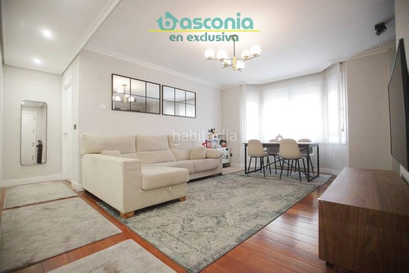 Foto e50a6918-edf5-48e6-bd60-73908e3468a6. Flat with heating parking in Centro-Ariz-Uribarri Basauri