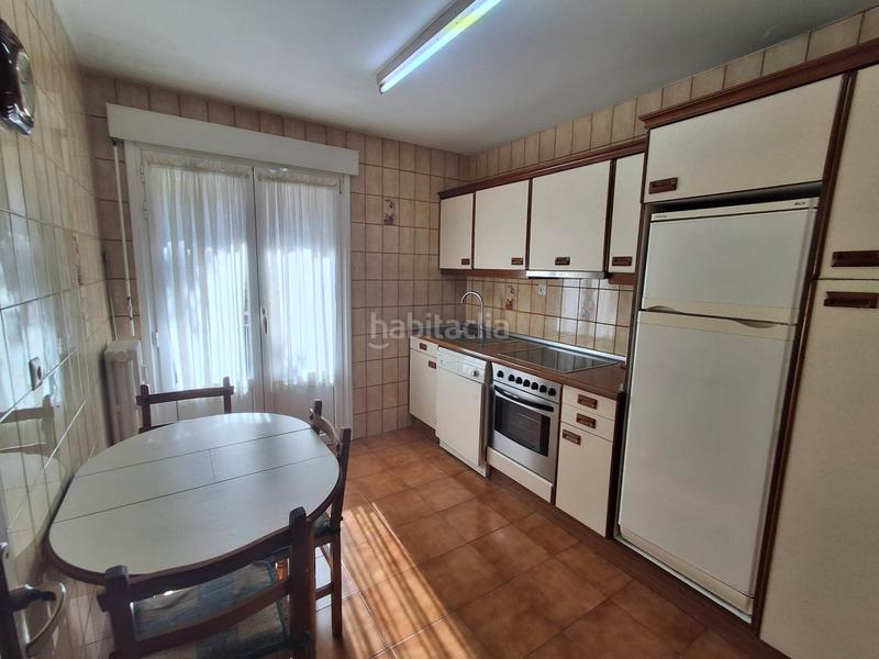 Foto 8a8a8834-eb43-474a-b1f4-ee5e6ad634f9. Flat in calle monasterio de la oliva 4b in San Juan Pamplona / Iruña