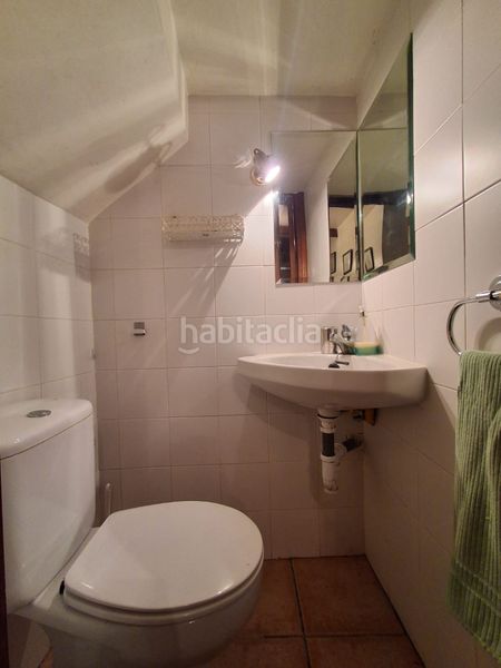 Foto a4b15159-d5e7-4ec2-8c2d-a21bdda32ed5. Casa adossada amb xemeneia calefacció a Eslava