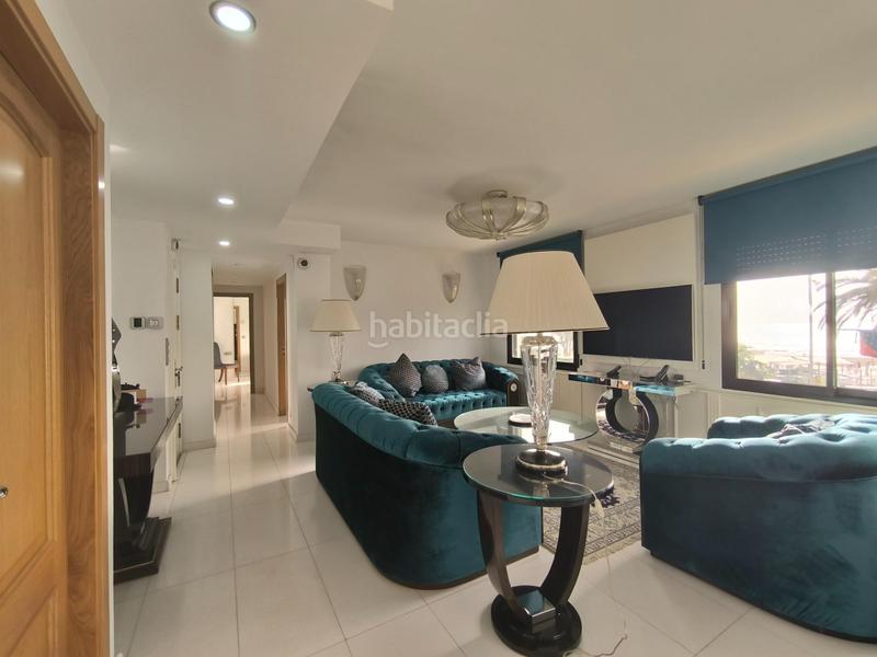 Foto 0e79cd36-b0c4-4cd0-b90d-9265625cb895. Piso  en venta en avd juan bautista lafora con vistas al mar en Alicante