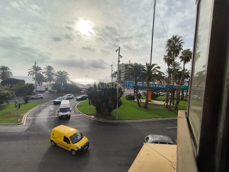 Foto d0934e59-aa77-423e-8574-5e9ce45f7165. Piso  en venta en avd juan bautista lafora con vistas al mar en Alicante