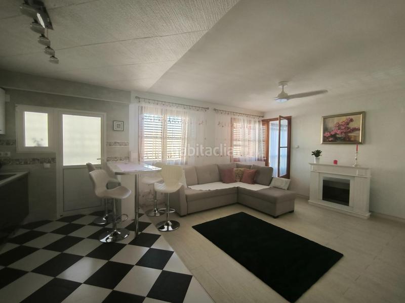 Foto 68566e49-073e-499e-bbaf-5788a252d175. Piso se vende piso en urbanización en la zona de Babel en Alicante