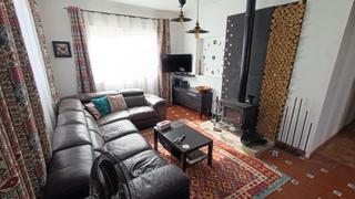 Xalet a Arcos de la Frontera. Precio negociable! adquiera una parcela con vivienda y negocio v