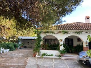 Masia a El Rocío - La Milagrosa. Finca rústica de riego a solo 2 km de jerez de la frontera