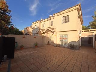 Lloguer Casa a Montealto. Pareado amueblado haciendo esquina en los villares