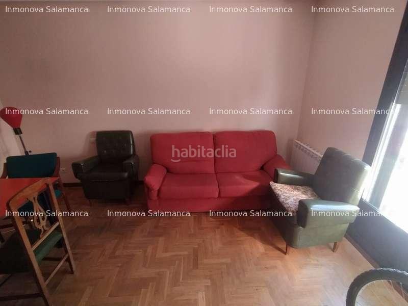 Foto 17126b1d-6be9-418d-ba23-4a70685c42ac. Rent penthouse with heating in Barrio Blanco Salamanca