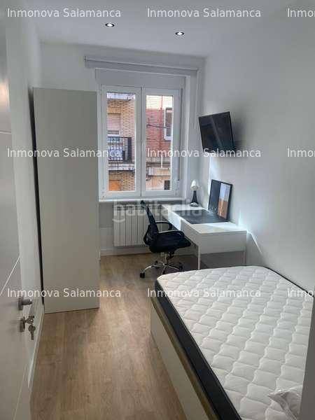 Foto 8e866f6a-123e-4f86-a0cb-4230f82a975d. Alquiler piso avenida villamayor 4d 4wc 1600 en Carmelitas Salamanca