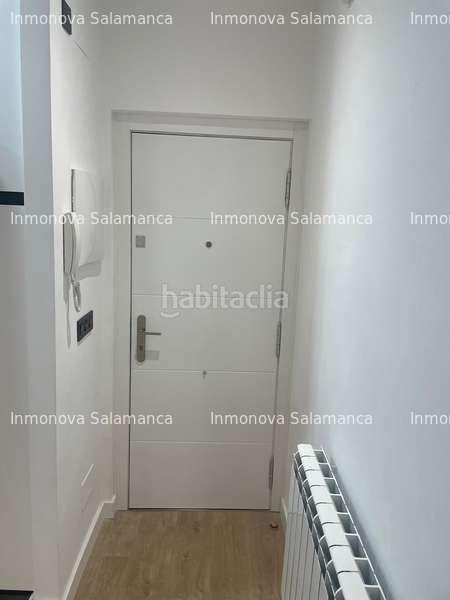 Foto 5d56f549-6774-47d0-a602-b0a1021f6984. Rent flat with heating in Carmelitas Salamanca
