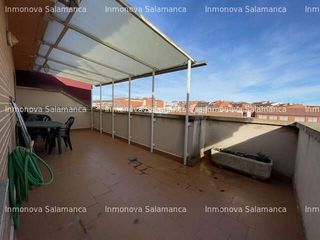 Lloguer Àtic a Pizarrales. Salamanca pizarrales 1d, 1wc. 590  con plaza de garaje .