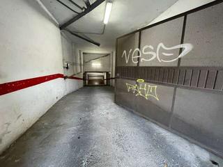 Lloguer Aparcament cotxe a Barrio Blanco. Salamanca  capuchinos carrefourplaza de garaje en alquiler