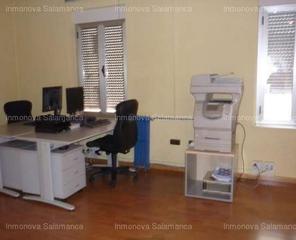 Miete Etagenwohnung in Sancti Spiritus - San Juan. Salamanca centro 5 d., 2 b., 1.100 .