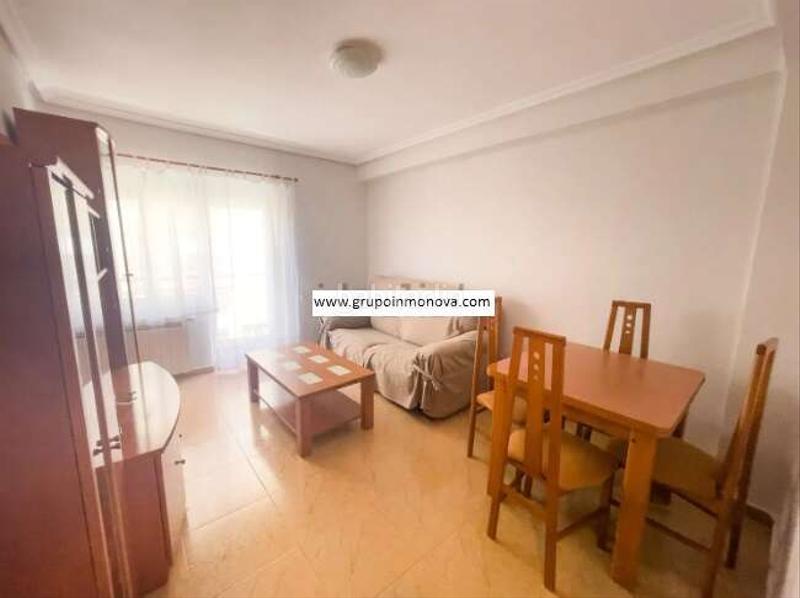 Foto fa864650-844a-4d57-8521-2ee38365707f. Flat with heating in Garrido Sur Salamanca
