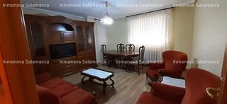 Alquiler Piso en Carmelitas. Salamanca  barrio del oeste  4d, 1wc , 1 aseo.  ss.cc. 1300