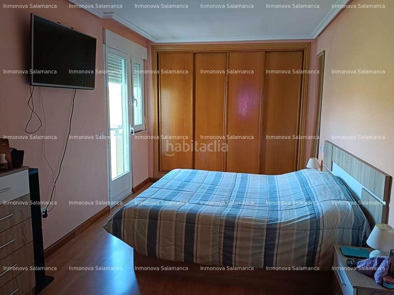 Foto 1411124d-0567-47d4-84f2-466eff342926. Casa amb calefacció aparcament a Vecinos