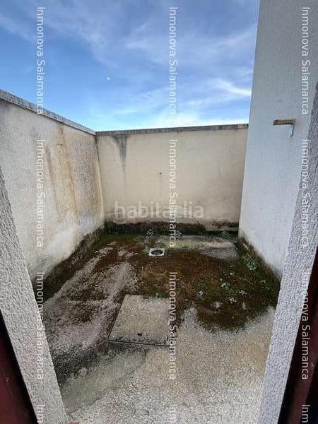 Foto 19613dfd-2fce-4c75-b476-b640ebd68c4c. Casa amb calefacció aparcament a Vecinos