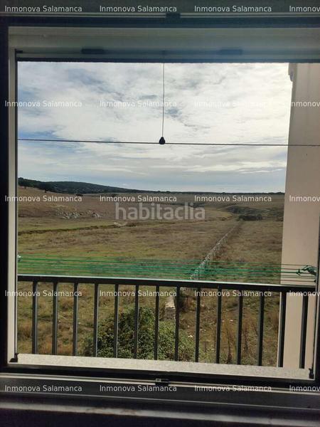 Foto b3cb42c4-63ee-464d-b65b-72eb1c6b265a. Casa amb calefacció aparcament a Vecinos