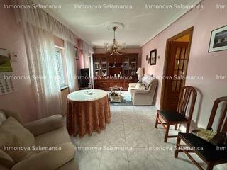 Casa a Pizarrales. Salamanca  carretera de ledesmapizarrales, 2d, 1wc, patio , gara
