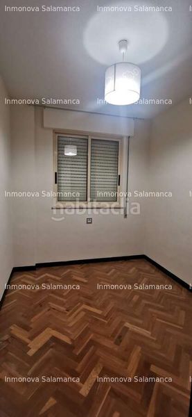 Foto d0b31aa0-c71a-4a17-b649-50fee609ff97. Pis amb calefacció aparcament a Santa Marta de Tormes