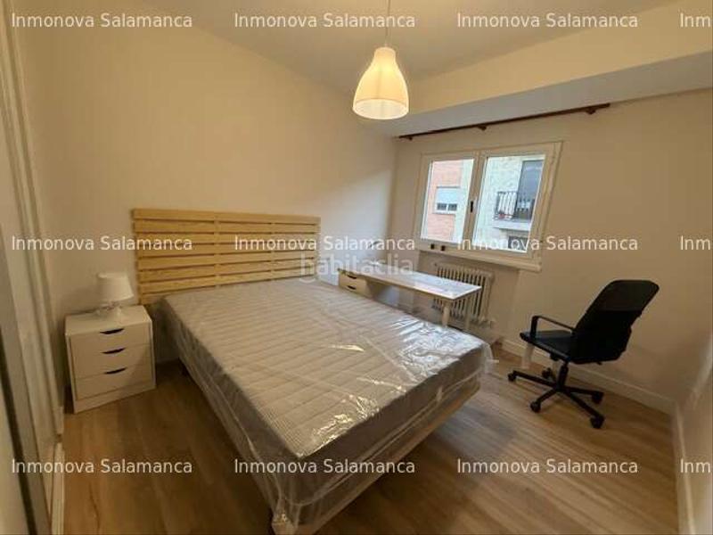 Foto f0eebb46-1463-46bc-ad50-d712f05fc594. Alquiler piso barrio Vidal 3d 3wc todo incluido 1200 a estrenar en Salamanca