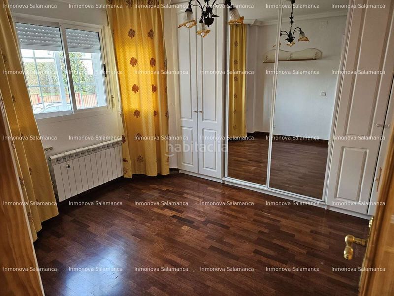 Foto d7680c34-3886-4295-a11c-5e8cb8f2b78b. Casa adossada amb calefacció aparcament piscina a Cabrerizos