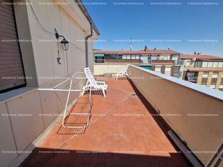Lloguer Àtic a San Bernardo. Salamanca  avda. villamayorcampus, 1 o  2 dormitorios disponible