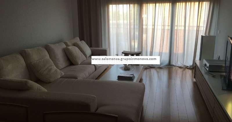 Foto 60eba29f-0a8a-43ba-b369-d96f71fac7fa. Attico con riscaldamento parcheggio piscina in Villamayor