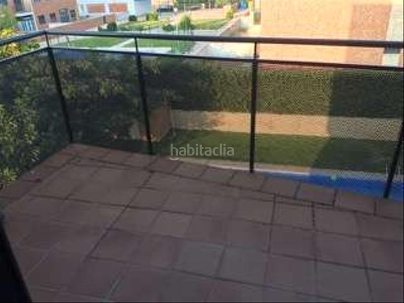 Foto f518bea4-9ee1-49c5-a8d7-9b472886f6d9. Attico con riscaldamento parcheggio piscina in Villamayor