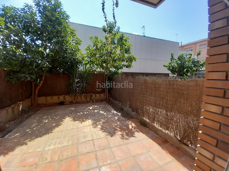 Foto 3dde633f-b9b8-4c86-a0e3-d8024837c58a. Piso magnífica planta baja con jardín y terraza en el papiol. en Papiol (El)
