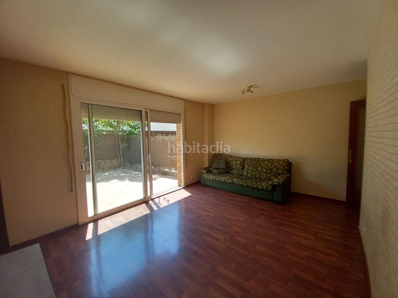 Foto 60289d72-7eea-4971-903d-84b875721d12. Piso magnífica planta baja con jardín y terraza en el papiol. en Papiol (El)